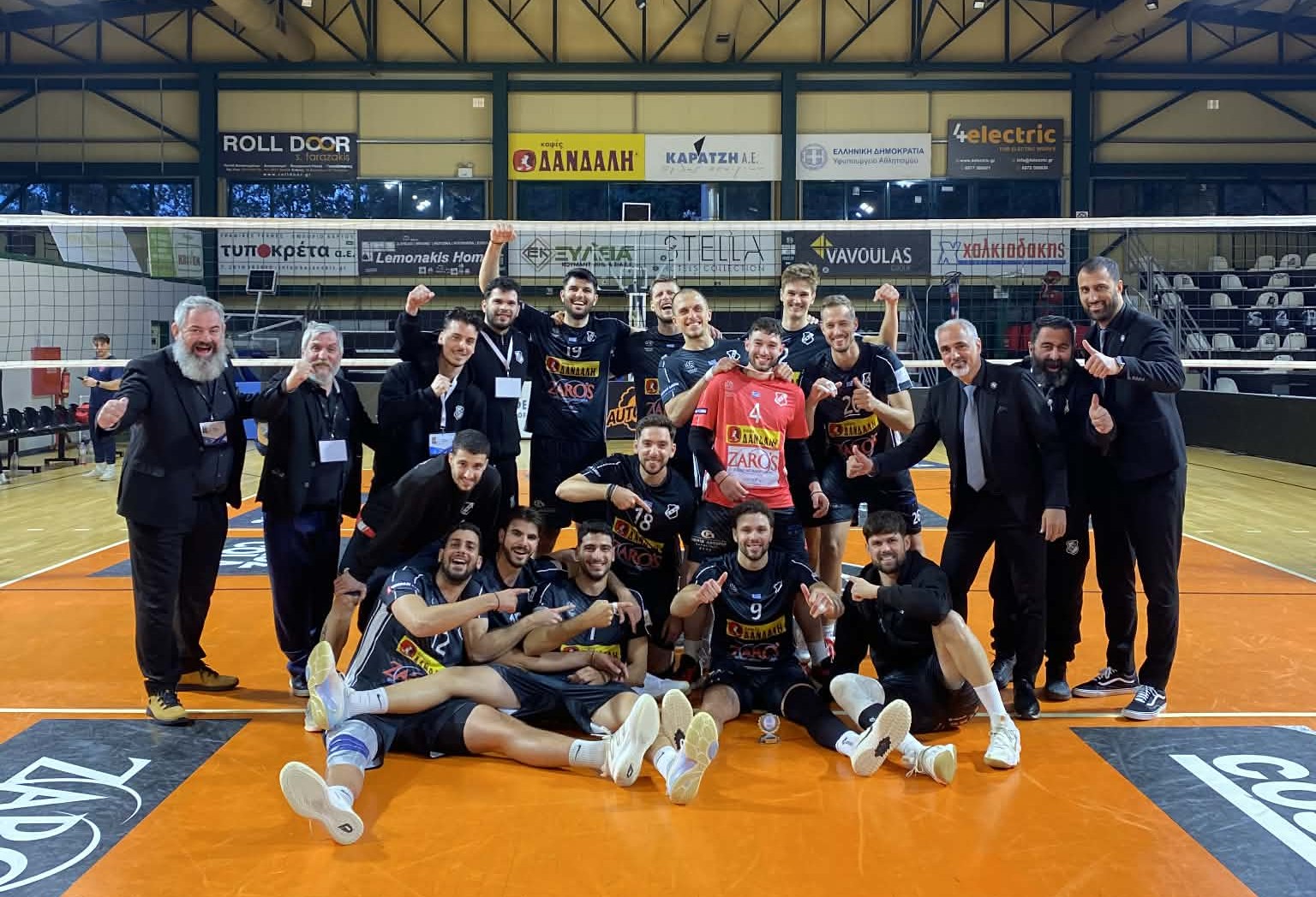 Σκορ και θέαμα:  Ο κόσμος τραγουδούσε και οι παίκτες του ΟΦΗ "ζωγράφιζαν" στο 3-0 επί του Πανιωνίου!