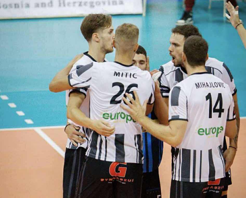 Την 3η θέση στο Βαλκανικό Κύπελλο κατέκτησε ο ΟΦΗ- Η κούπα στην Στεάουα Βουκουρεστίου