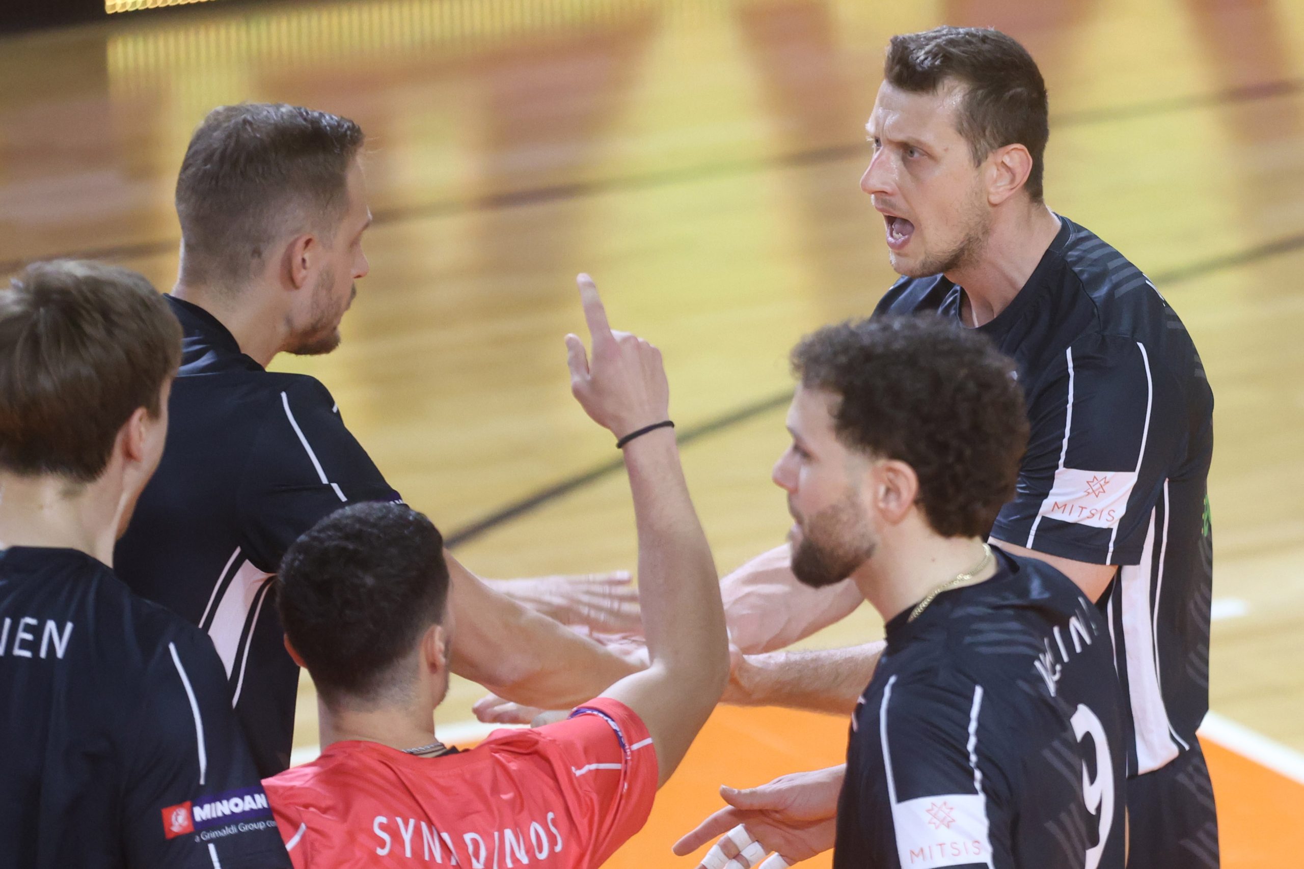 Με κορυφαίο και MVP τον Μιχαίλοβιτς, ο ΟΦΗ βλέπει ορατή την Ευρώπη, μετά το 3-2 επί του Φλοίσβου