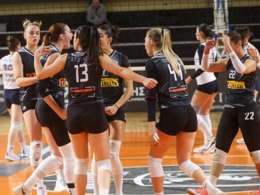 Η πρώτη μάχη των κοριτσιών του ΟΦΗ με τις Αμαζόνες για την άνοδο στην Volley League