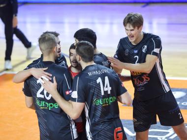 Ομαδάρα ο ΟΦΗ,  με σπουδαίο βόλεϊ, υποχρέωσε τον πρωτοπόρο Μίλωνα στην πρώτη του φετινή ήττα!