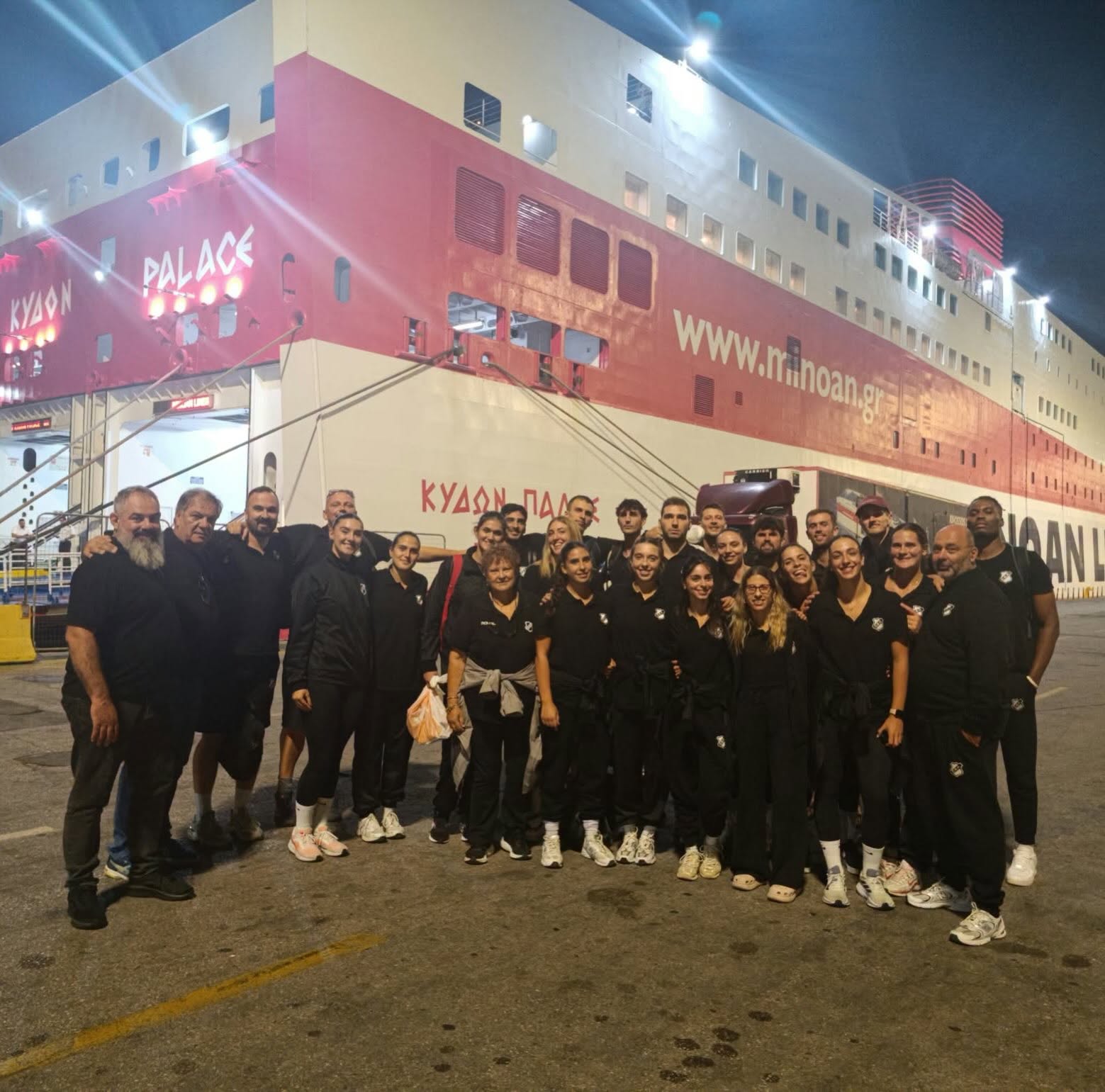 Οι ομάδες του ΟΦΗ επέστρεψαν μαζί στο Ηράκλειο