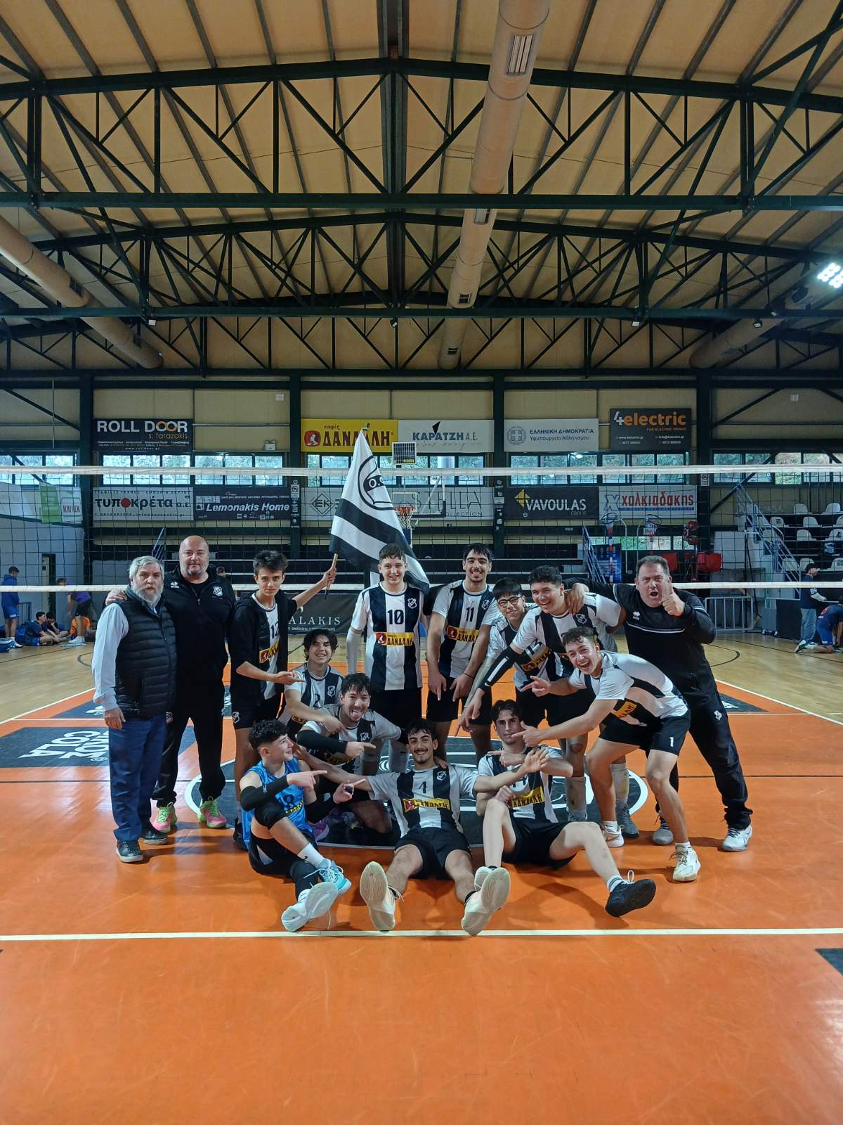 Οι παίδες του ΟΦΗ έκαναν το 2-2 στους τελικούς με τη ΓΕΗ και ο τίτλος θα κριθεί σε 5ο παιχνίδι!