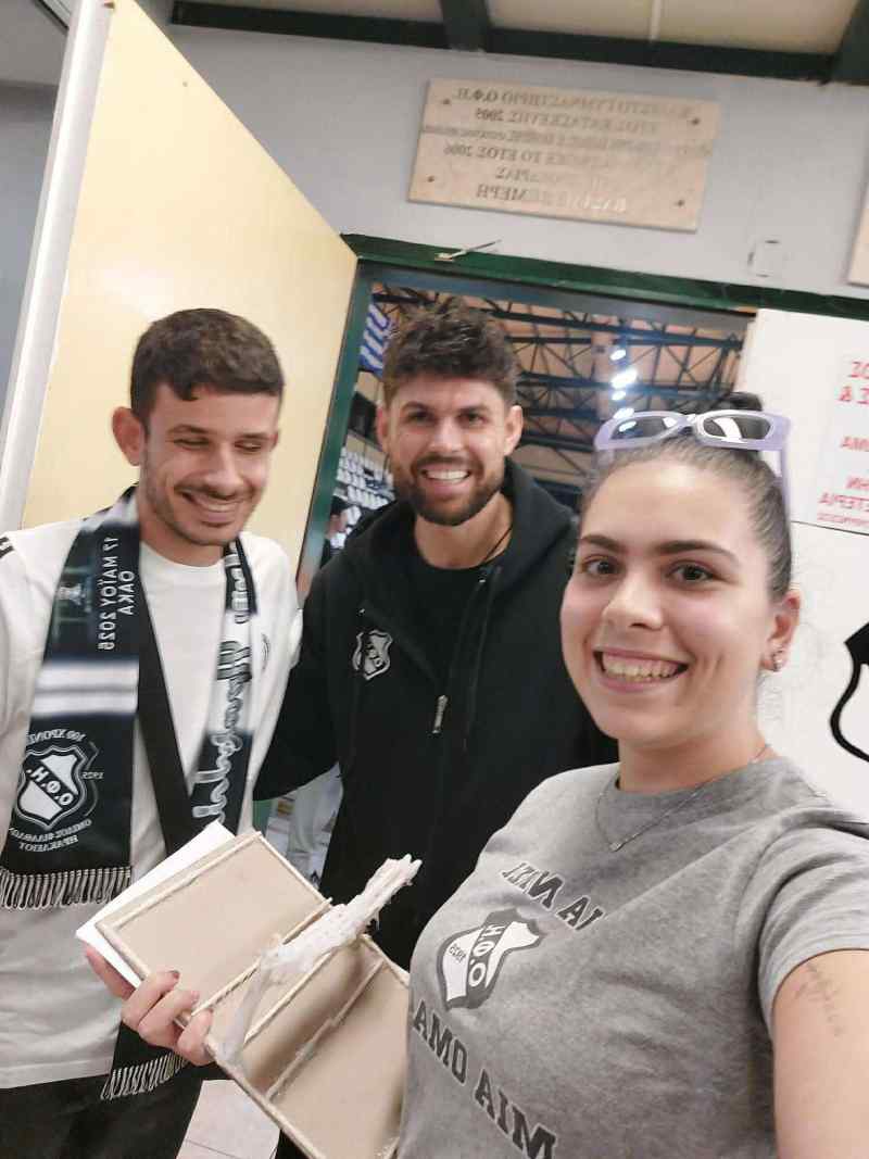 Ο ΟΦΗ θα βραβεύσει στο παιχνίδι με τον Ολυμπιακό, τον Κωνσταντίνο Τσαγκατάκη ο οποίος παρακολουθεί αγώνες βόλεϊ με τα μάτια της ψυχής του!