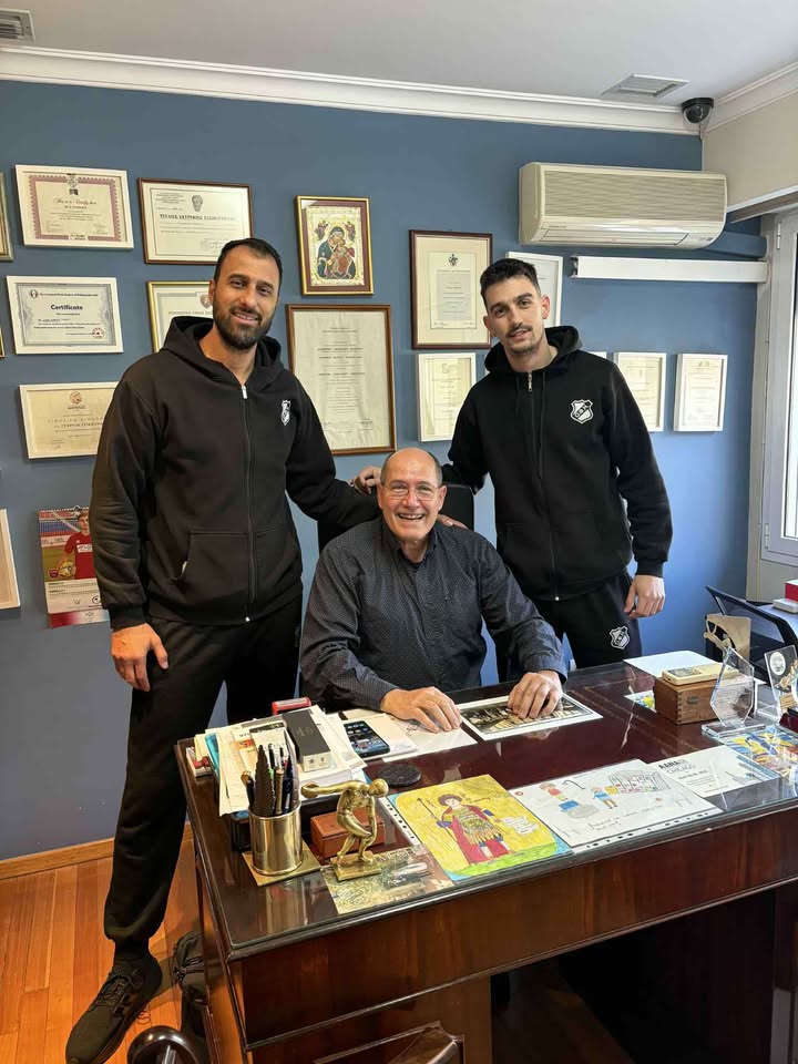 To ευχαριστώ του ΟΦΗ στον ορθοπαιδικό Γιώργο Τσικούρη