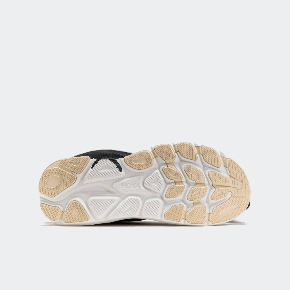 Hoka Clifton 10