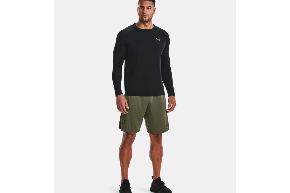 UA TECH GRAPHIC SHORT