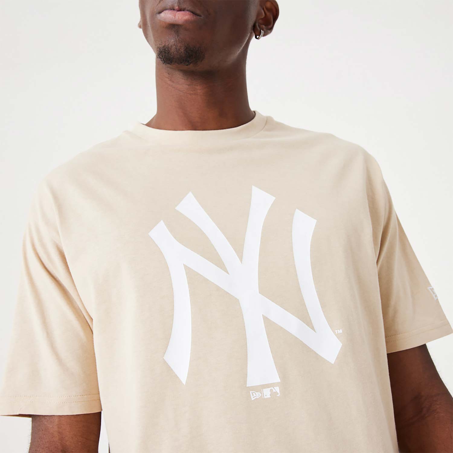 New Era New York Yankees MLB League Essential Oversized T-Shirt