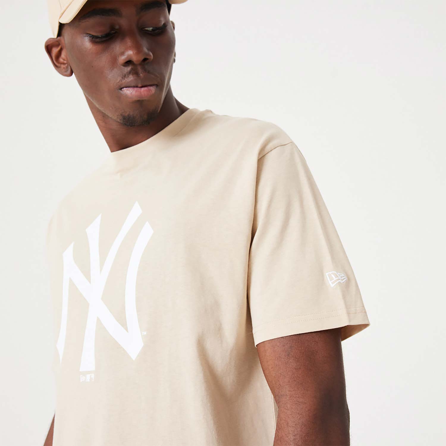 New Era New York Yankees MLB League Essential Oversized T-Shirt