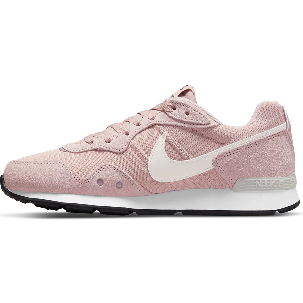 WMNS NIKE VENTURE RUNNER