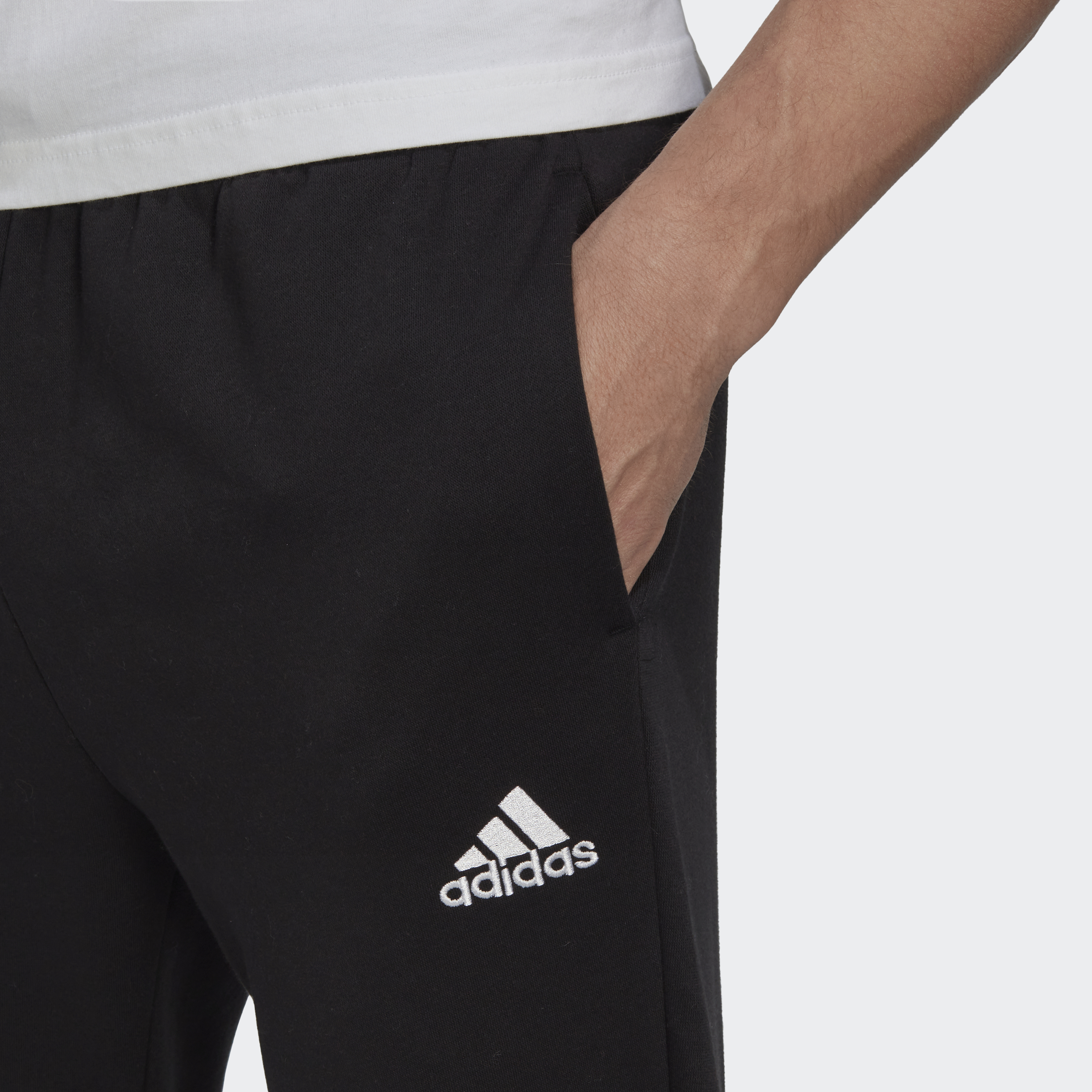 Adidas Fleece Regular Taprered Pants