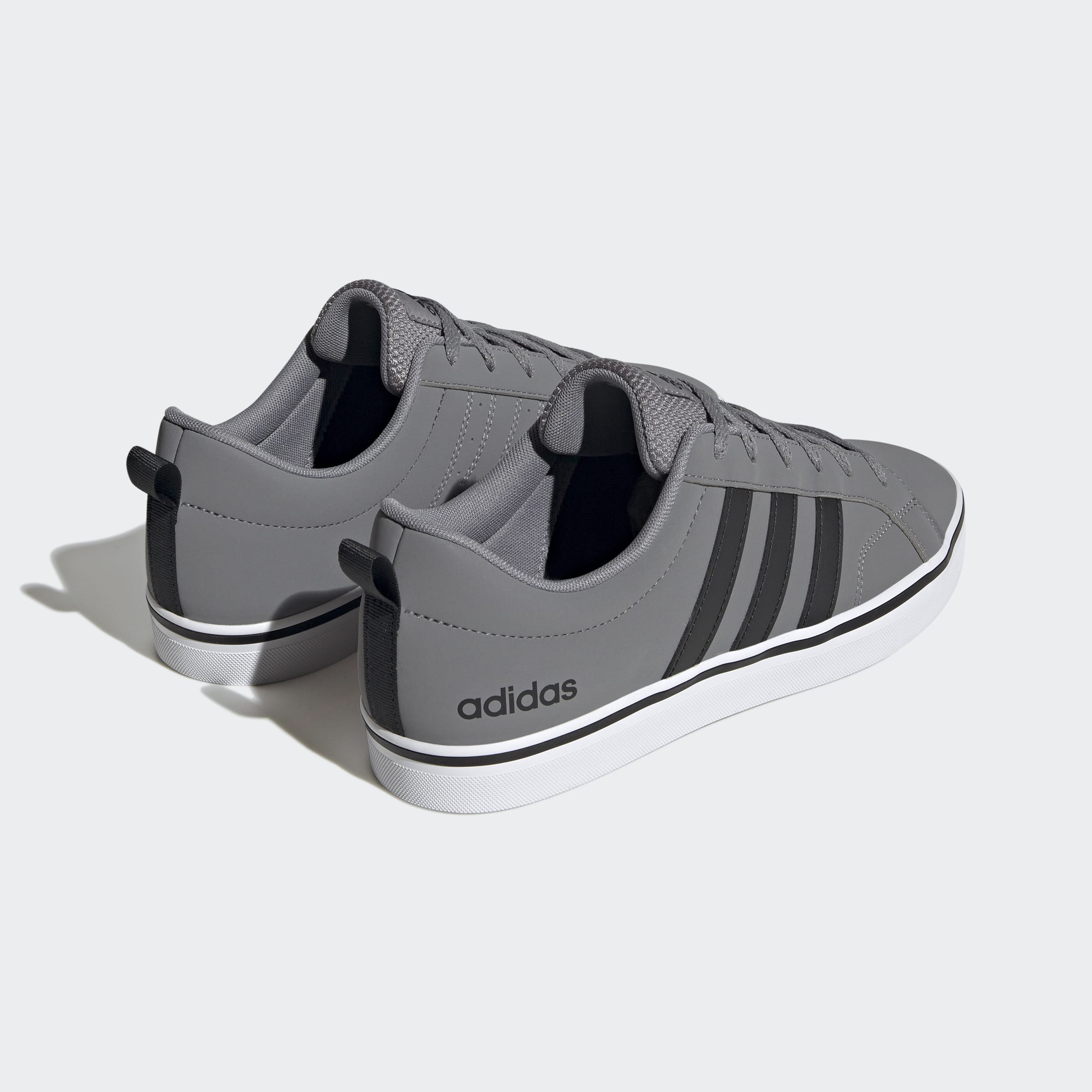 Adidas VS Pace 2.0
