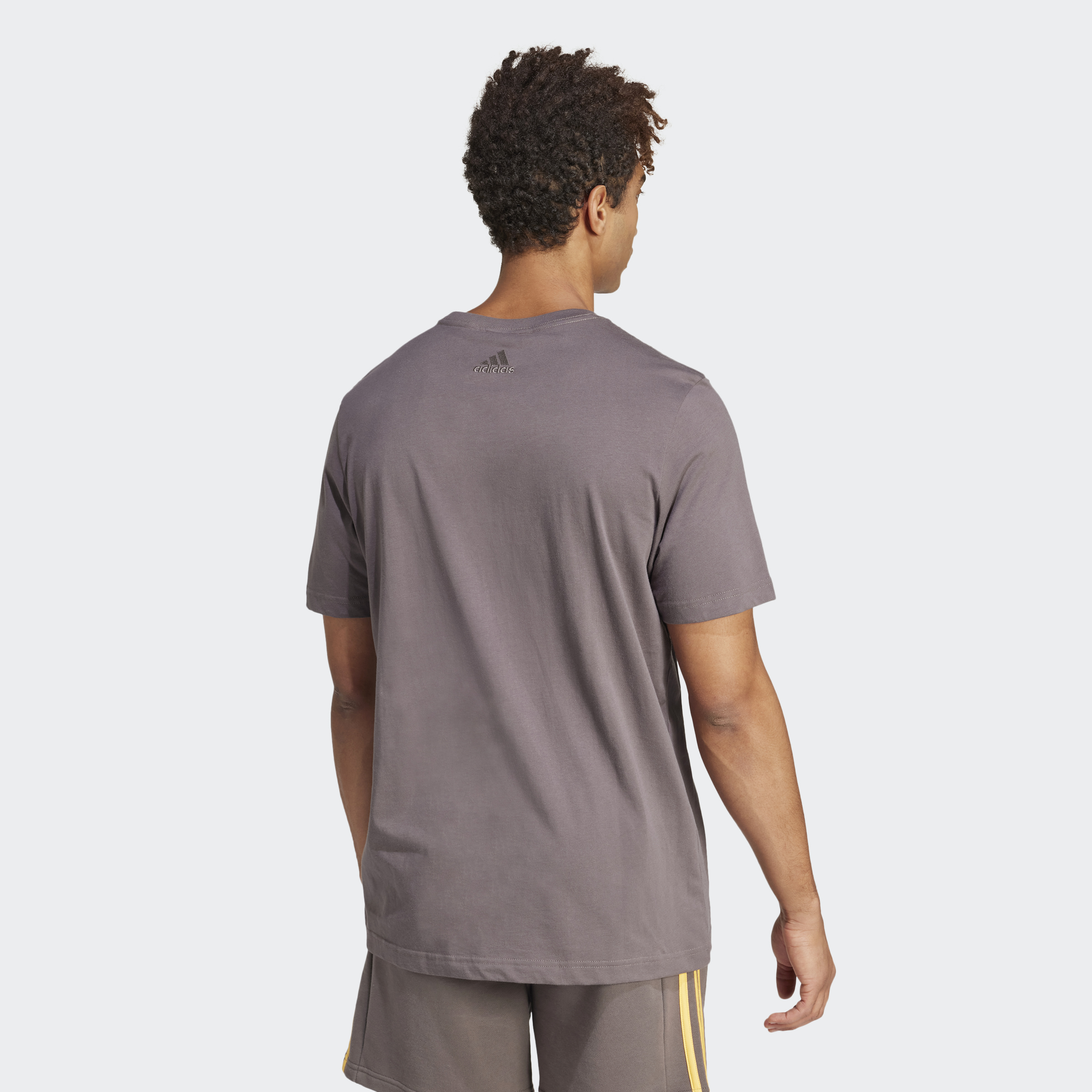 Adidas T-Shirt Essentials