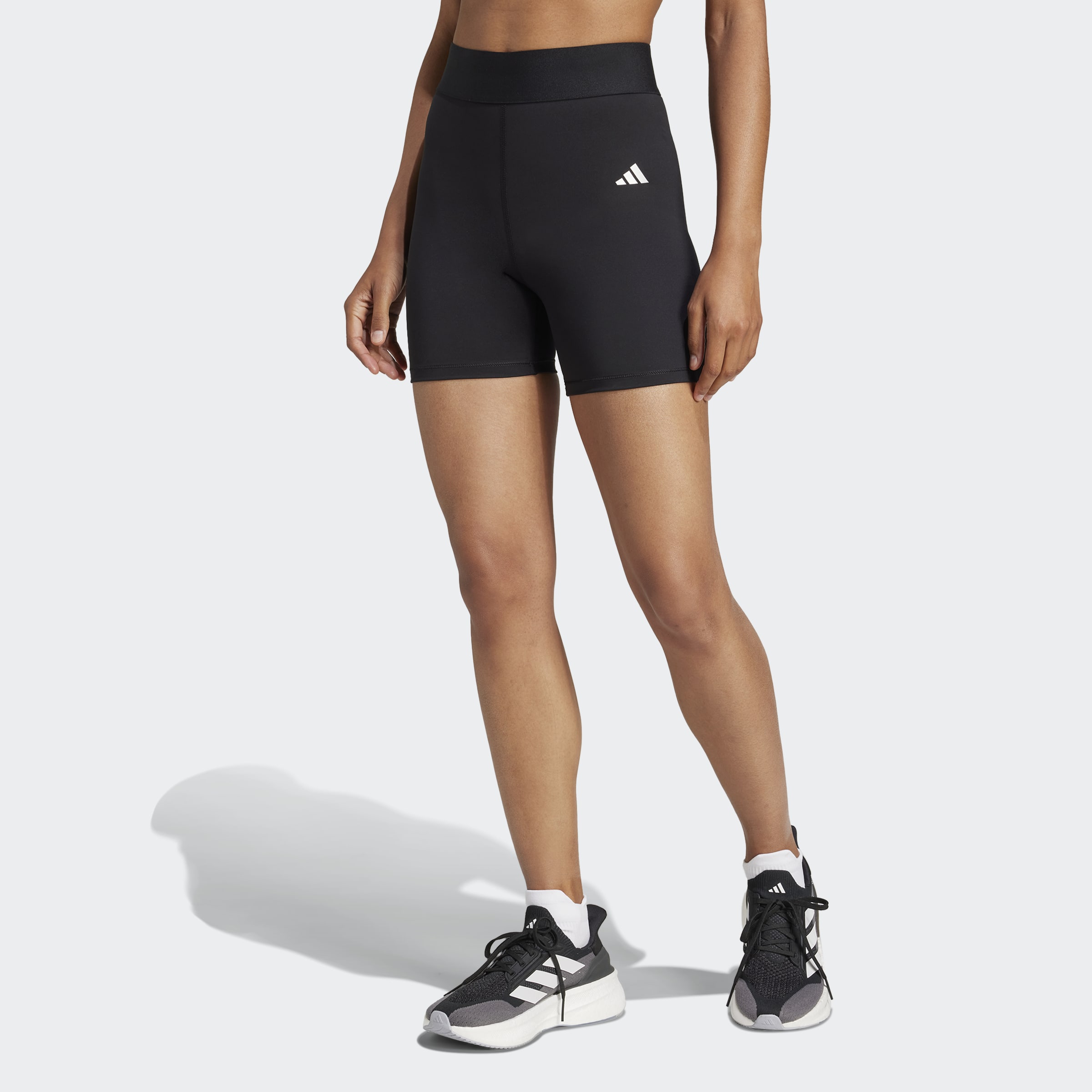 Adidas  TECHFIT SHORT TIGHT WOMEN