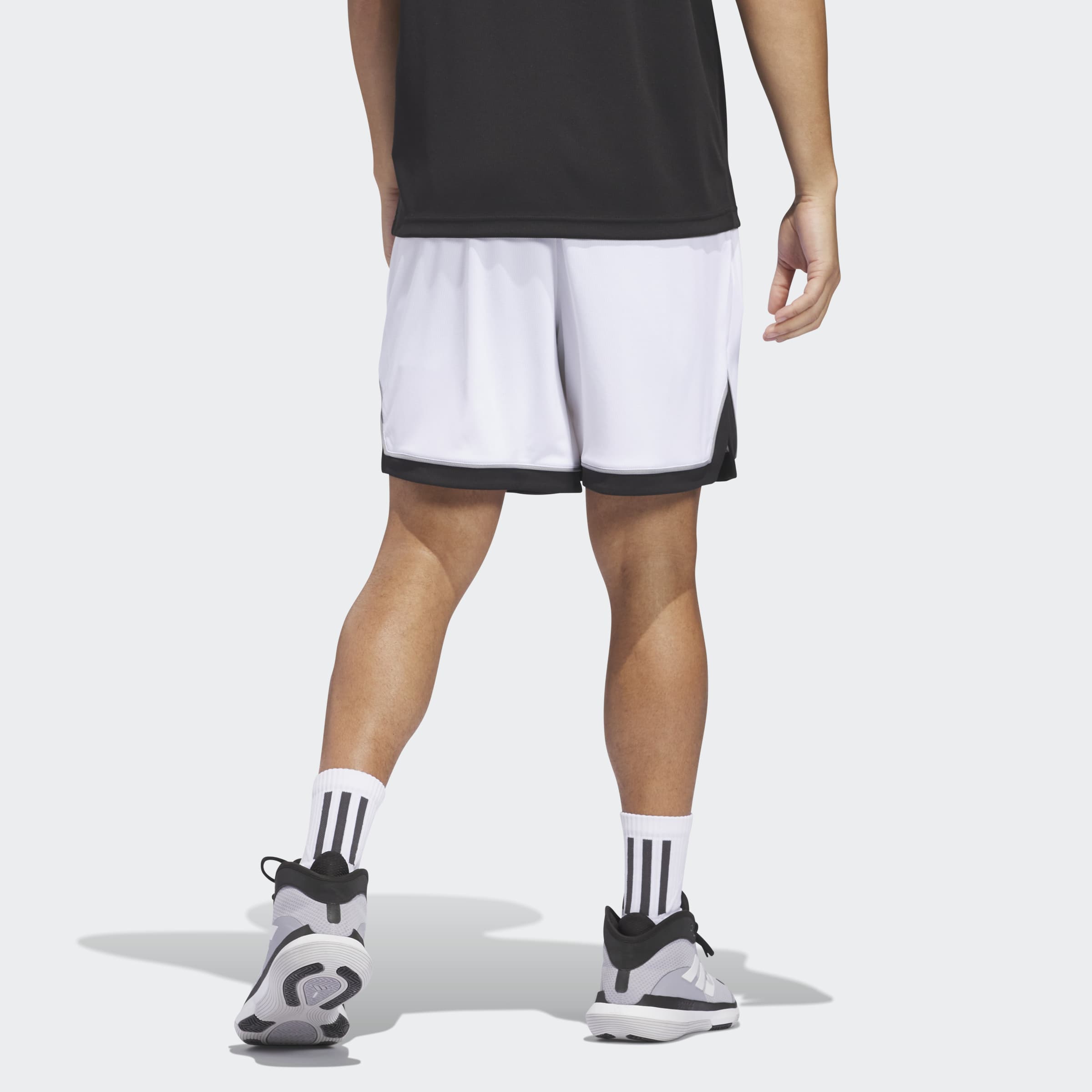 Adidas M Basketball Badge Of Sport Short
