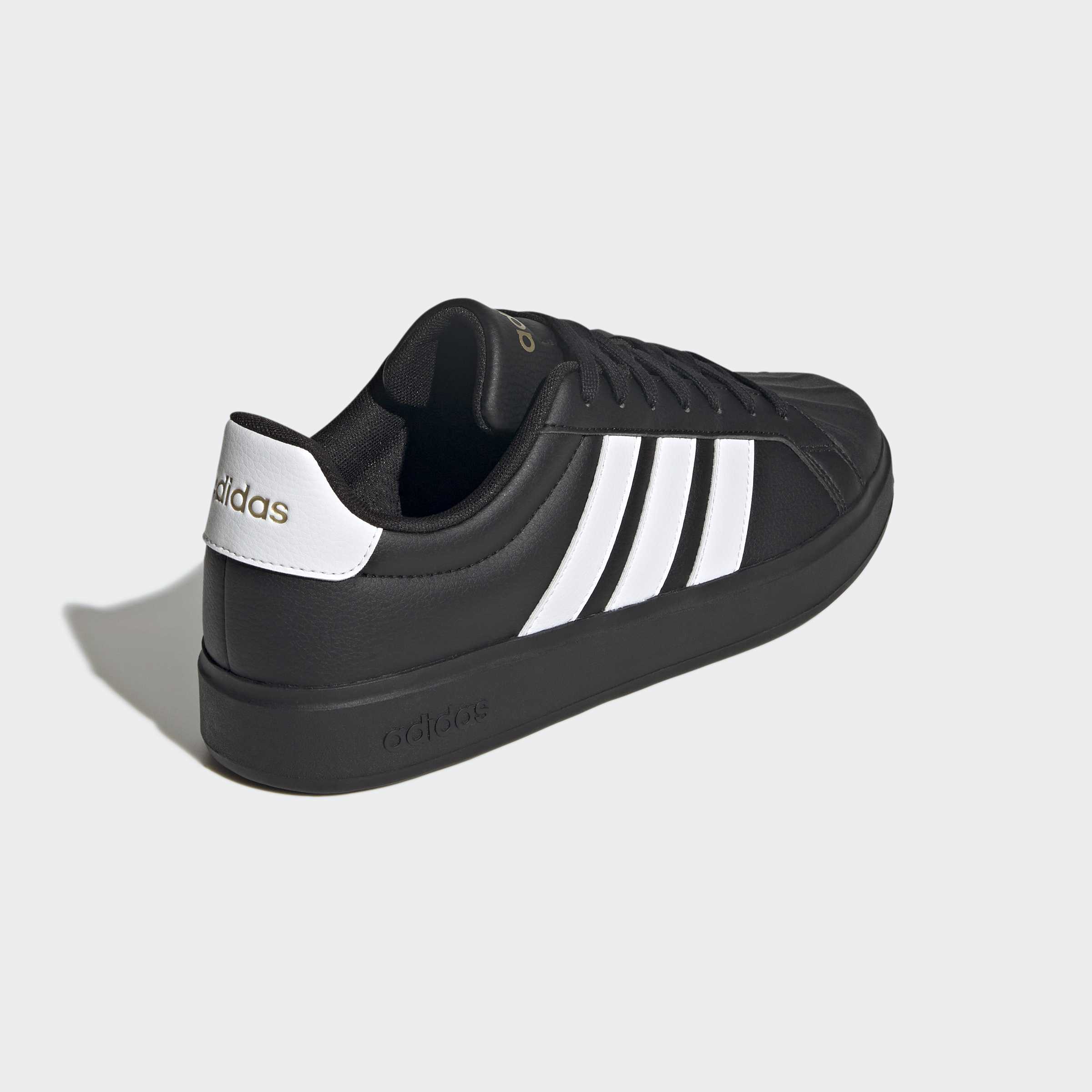 Adidas Streettalk
