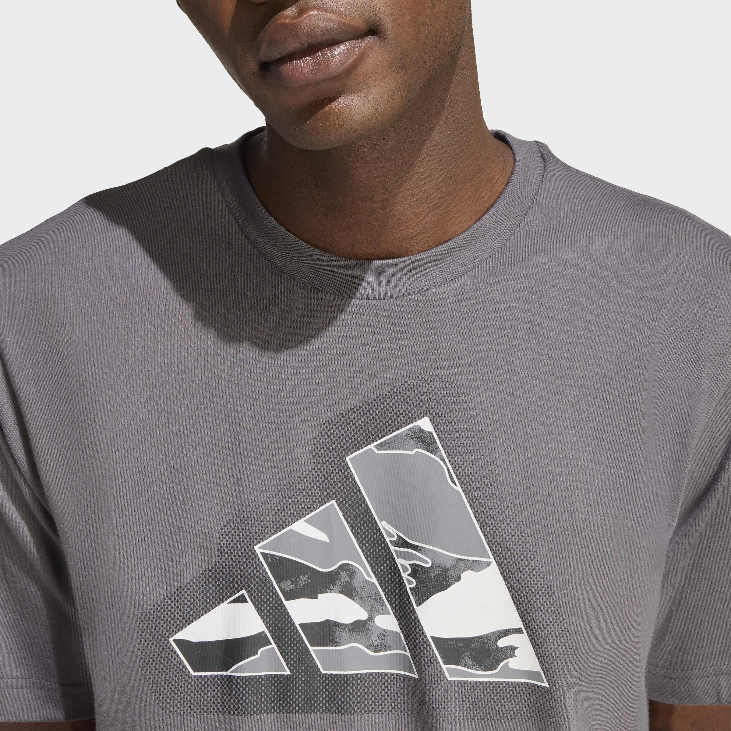 CAMO MODERN LOGO GRAPHIC T-SHIRT