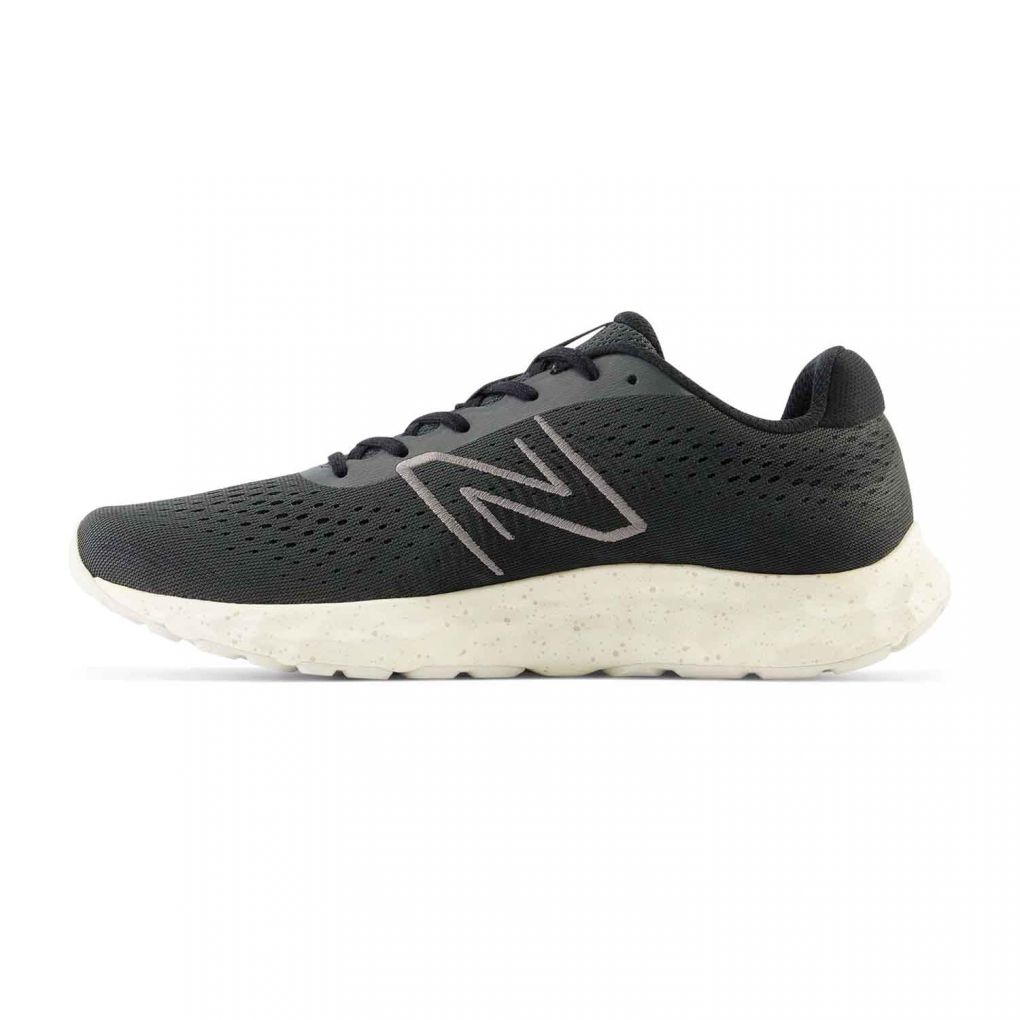 New Balance 520 V8
