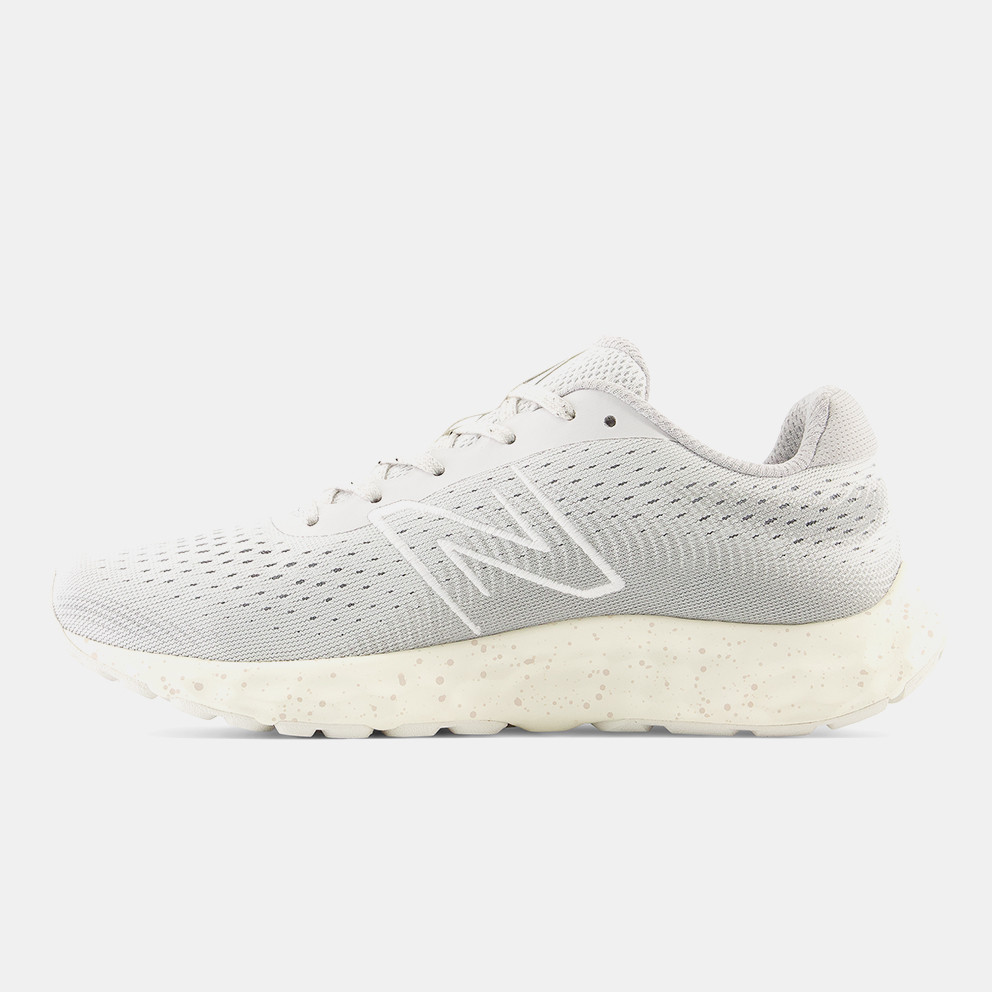 New Balance 520 V8