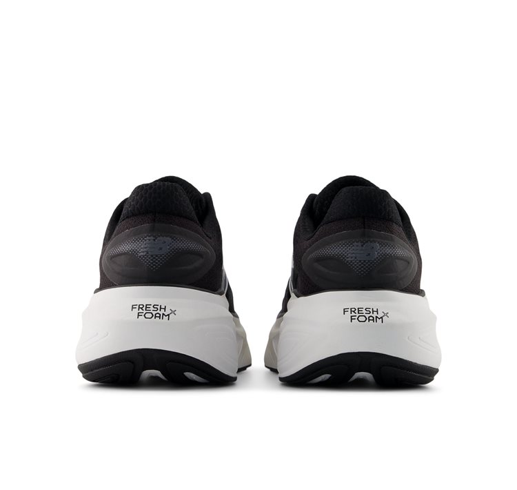 New Balance X More V6