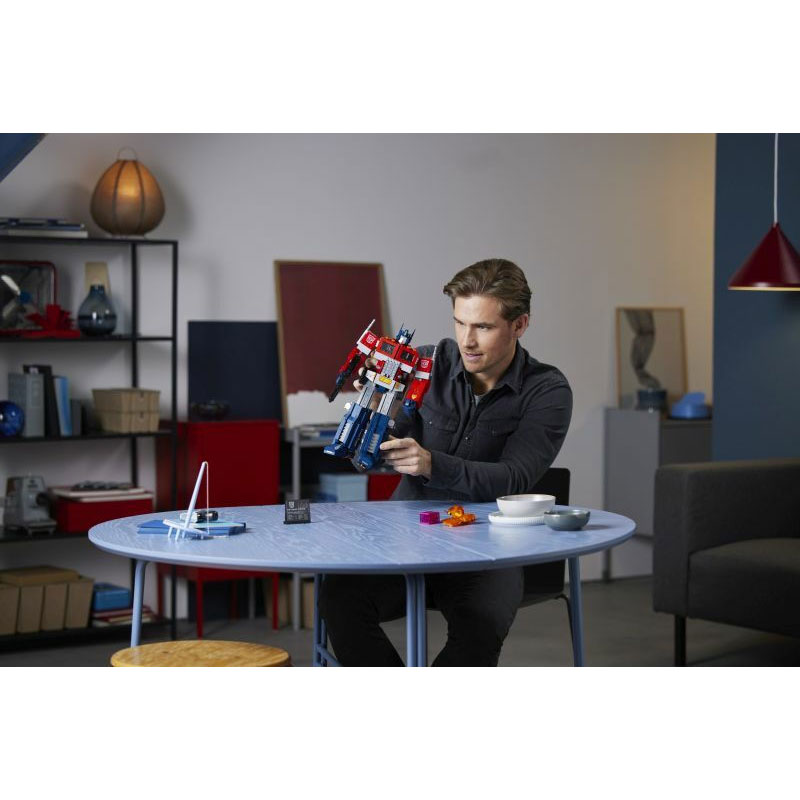 Lego Icons Optimus Prime (LE10302)