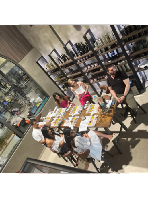 What to do in Crete: Olive oil Tasting and Cretan Cuisine | Savouidakis