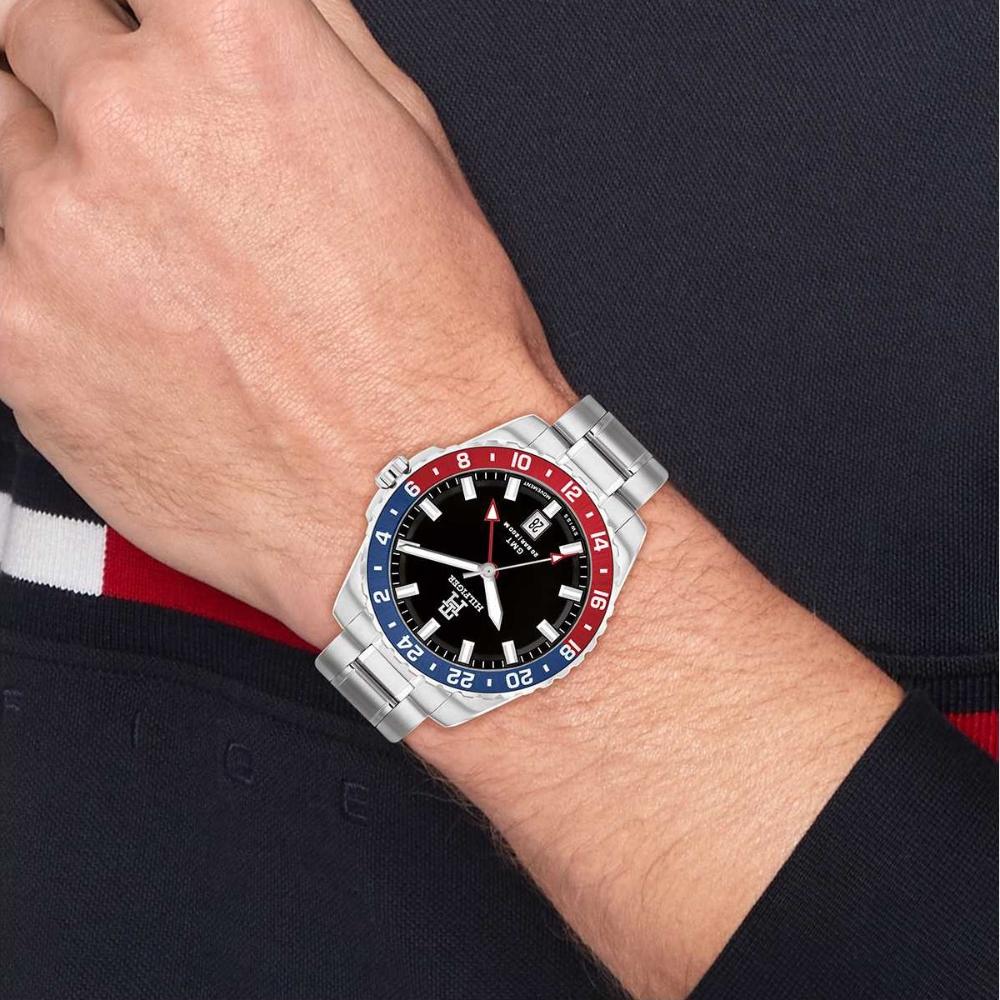 TOMMY HILFIGER TH85 GMT Pepsi Swiss Made Black Dial 42mm Silver Stainless Steel Bracelet 1792131