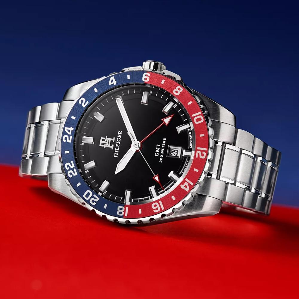 TOMMY HILFIGER TH85 GMT Pepsi Swiss Made Black Dial 42mm Silver Stainless Steel Bracelet 1792131