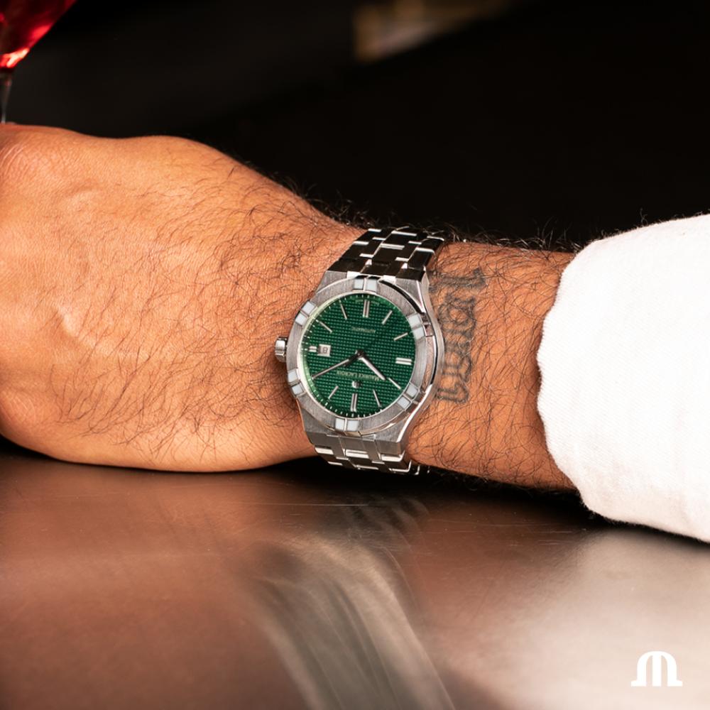 MAURICE LACROIX Aikon Automatic Clous De Paris Motif Green Dial 42mm Silver Stainless Steel Bracelet AI6008-SS002-630-1