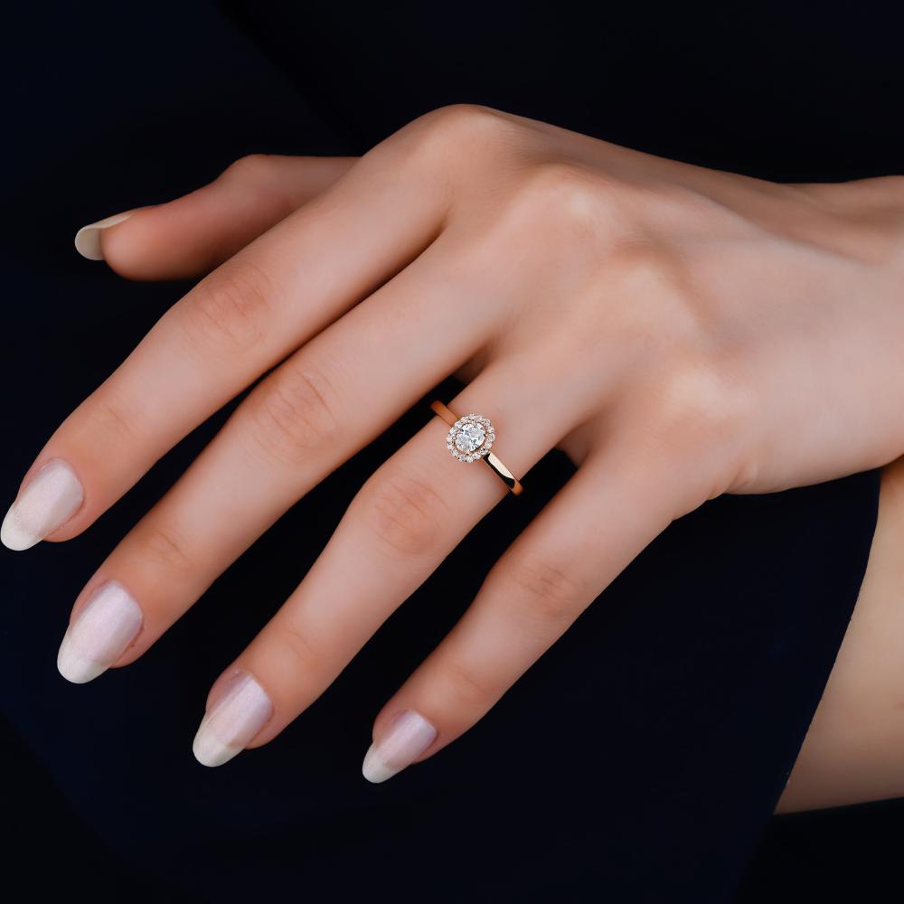 RING Halo SENZIO Collection Yellow Gold K18 with 0.30ct. Oval Cut Diamond BLVD12390