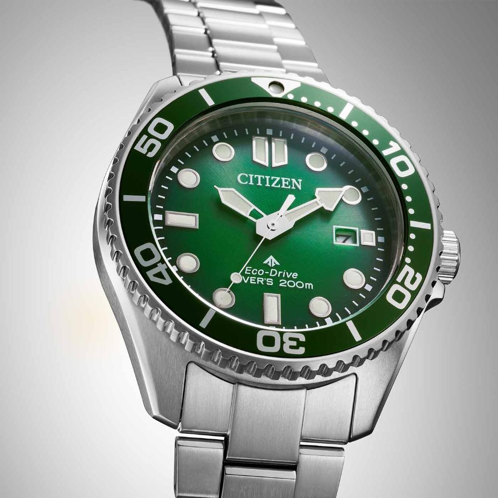 CITIZEN Promaster Eco-Drive Diver 200M Green Dial 40.55mm Silver Stainless Steel Bracelet BN0269-50W