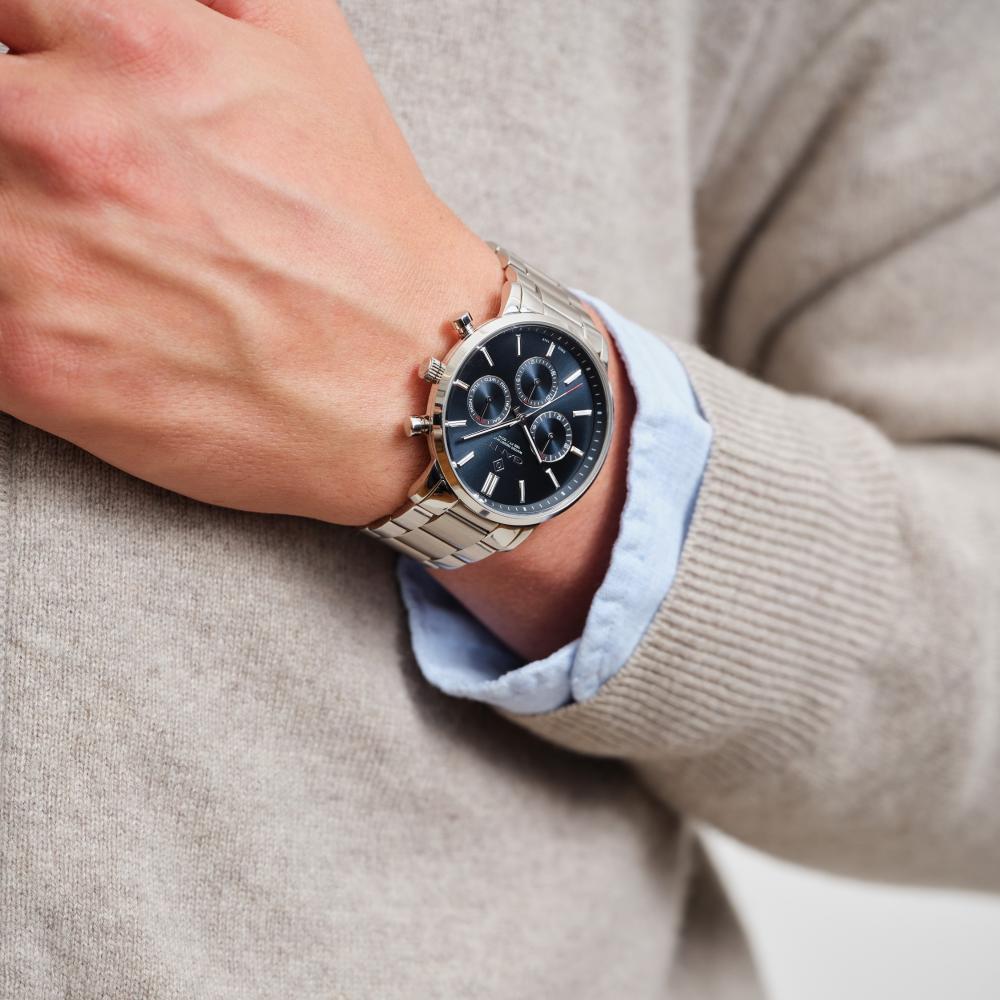 GANT East Hill Multifunction Blue Dial 42.5mm Silver Stainless Steel Bracelet G191002