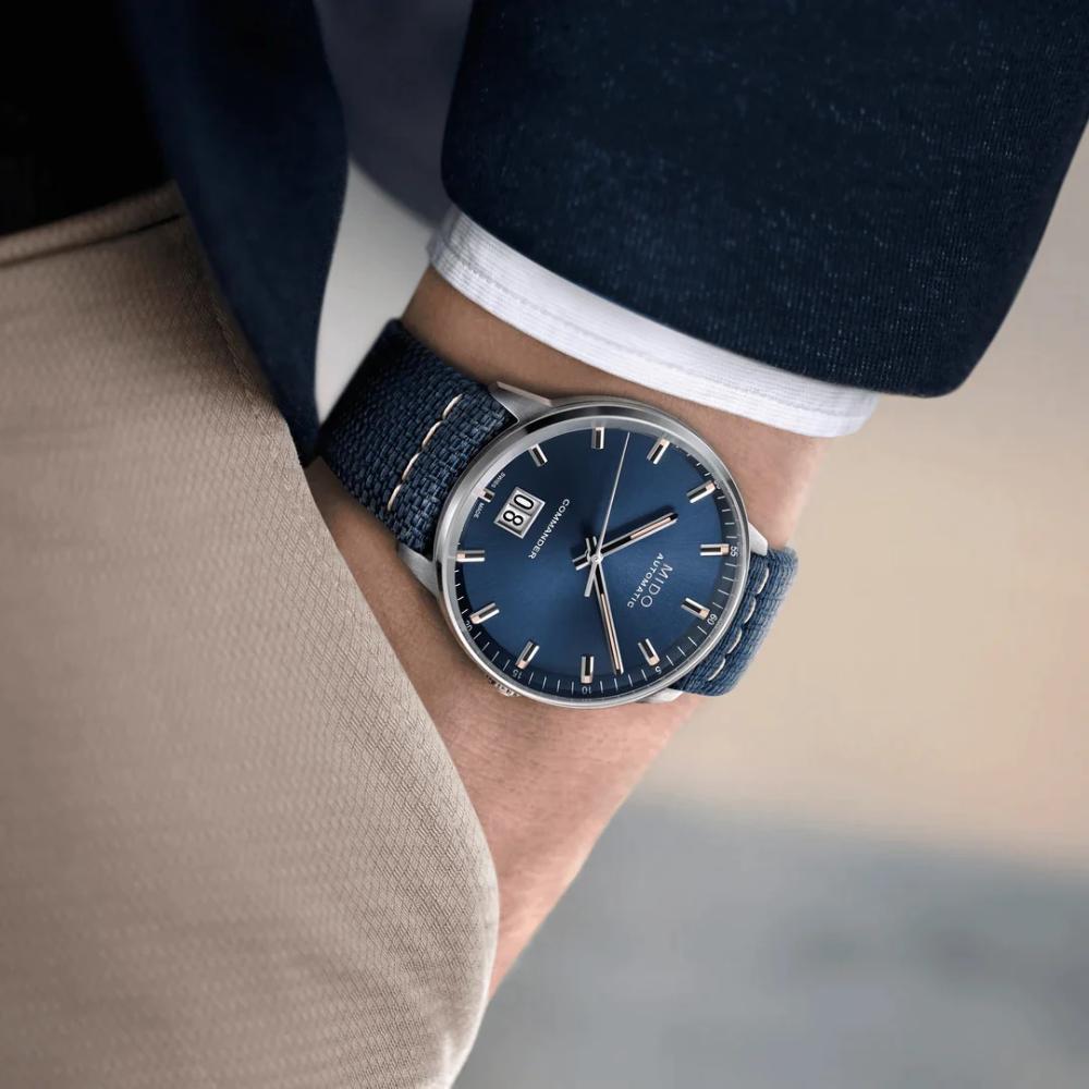 MIDO Commander Big Date Automatic Blue Dial 42mm Silver Stainless Steel Blue Fabric Strap M021.626.17.041.00 - 9