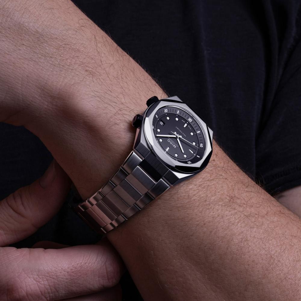 MIDO Multifort Multifort 8 Two Crowns Black Dial 38.4 x 40mm Silver Stainless Steel Bracelet M047.507.11.051.00