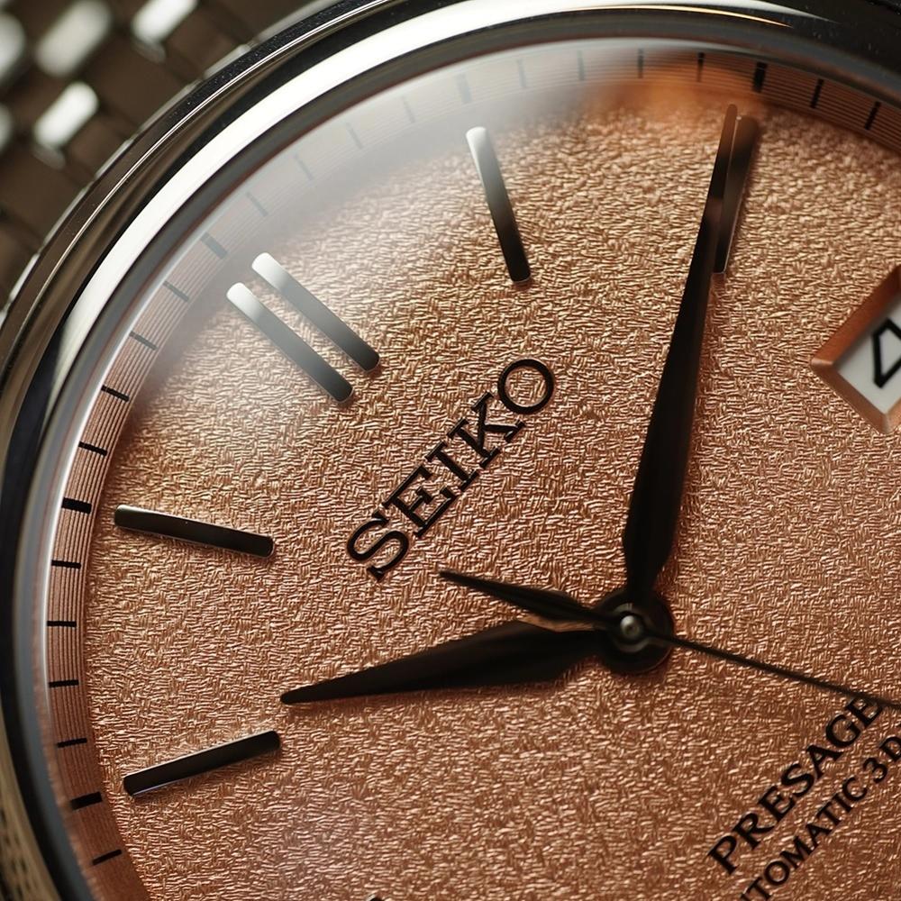 SEIKO Presage Classic Series 'Araigaki' Automatic Beige Dial 40.2mm Silver Stainless Steel Bracelet SPB467J1