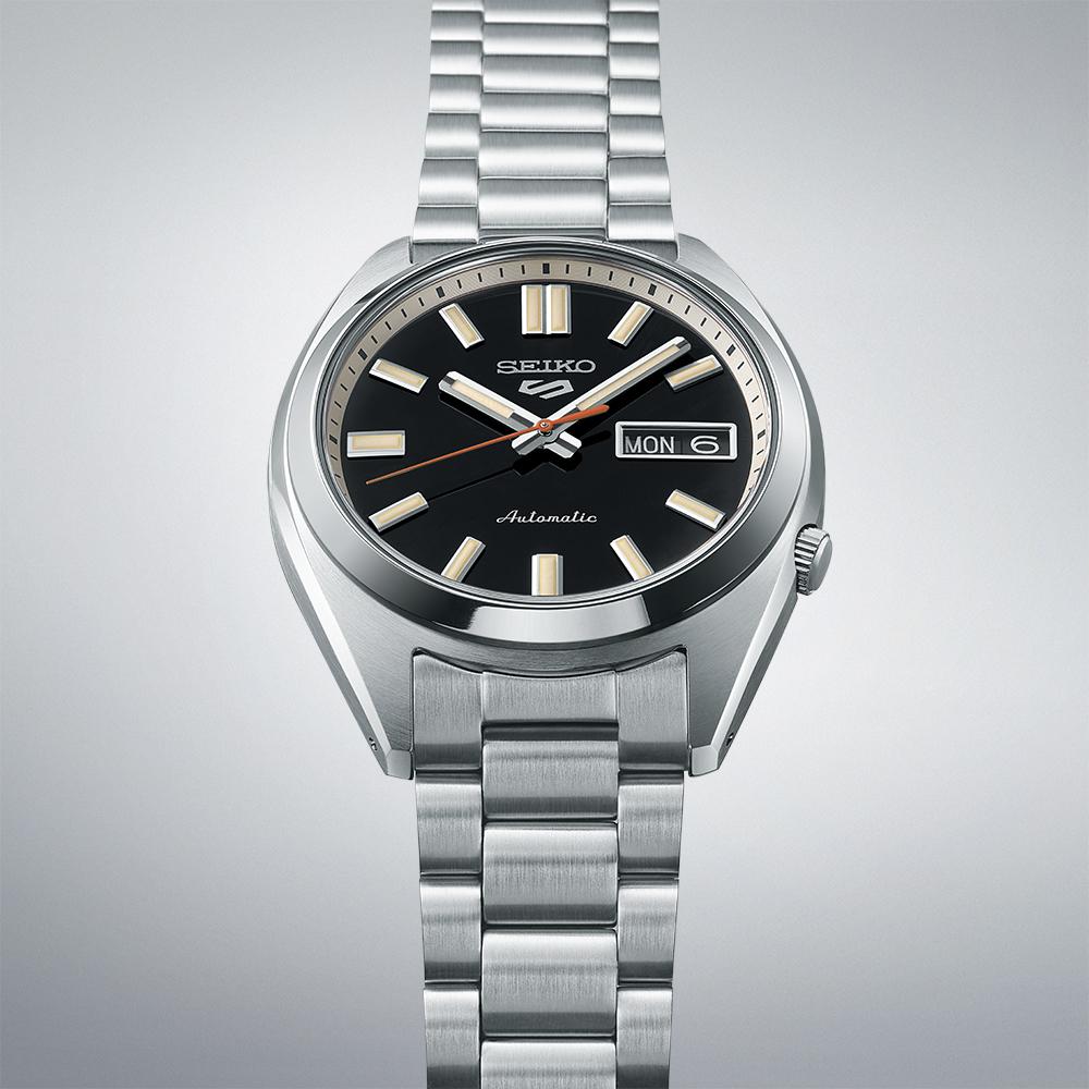 SEIKO 5 Sports 'SNXS' series Automatic Black Dial 37.4mm Silver Stainless Steel Bracelet SRPK89K1