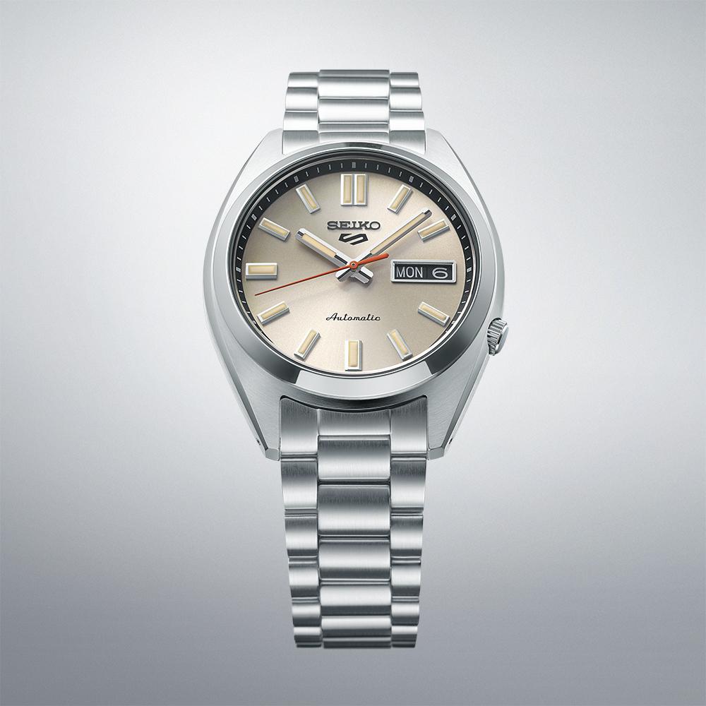 SEIKO 5 Sports 'SNXS' series Automatic Ivory Dial 37.4mm Silver Stainless Steel Bracelet SRPK91K1