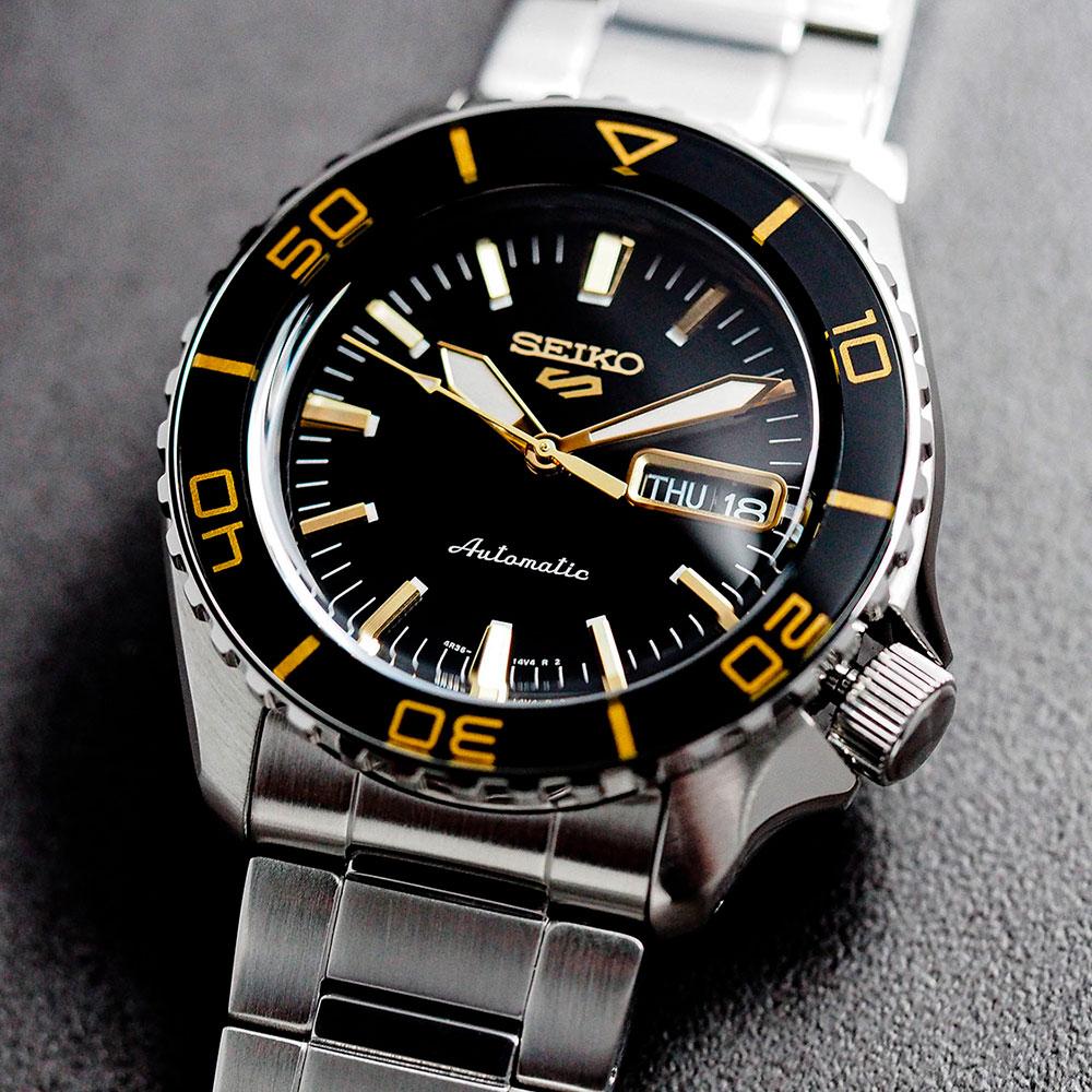 SEIKO 5 Sports SKX Automatic Black Dial 42.5mm Silver Stainless Steel Bracelet SRPK99K1