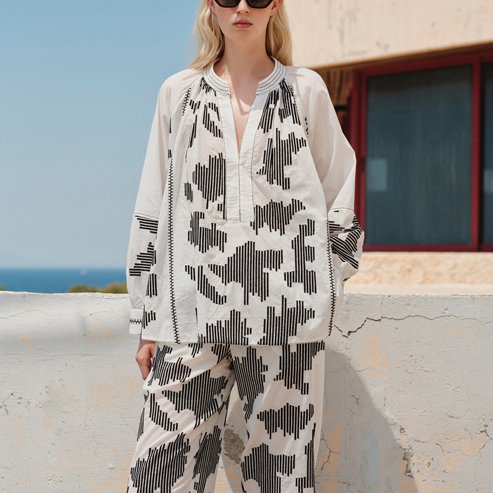 DEVOTION BLOUSE EMBROIDERY "SELUNA" 026.050G
