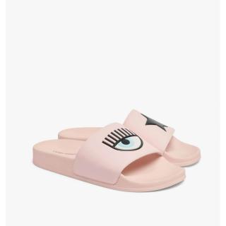 CHIARA FERRAGNI Slides CF2955-012