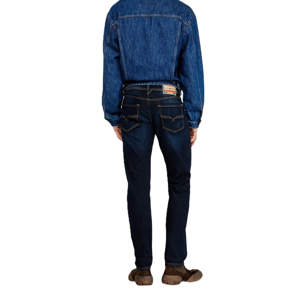 DIESEL 1986 LARKEE-BEEX L.32 TROUSERS 00SU1X09Q15 2