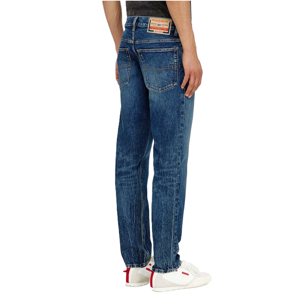 DIESEL 2023 D-FINITIVE L.32 TROUSERS A102290KBBQ 2