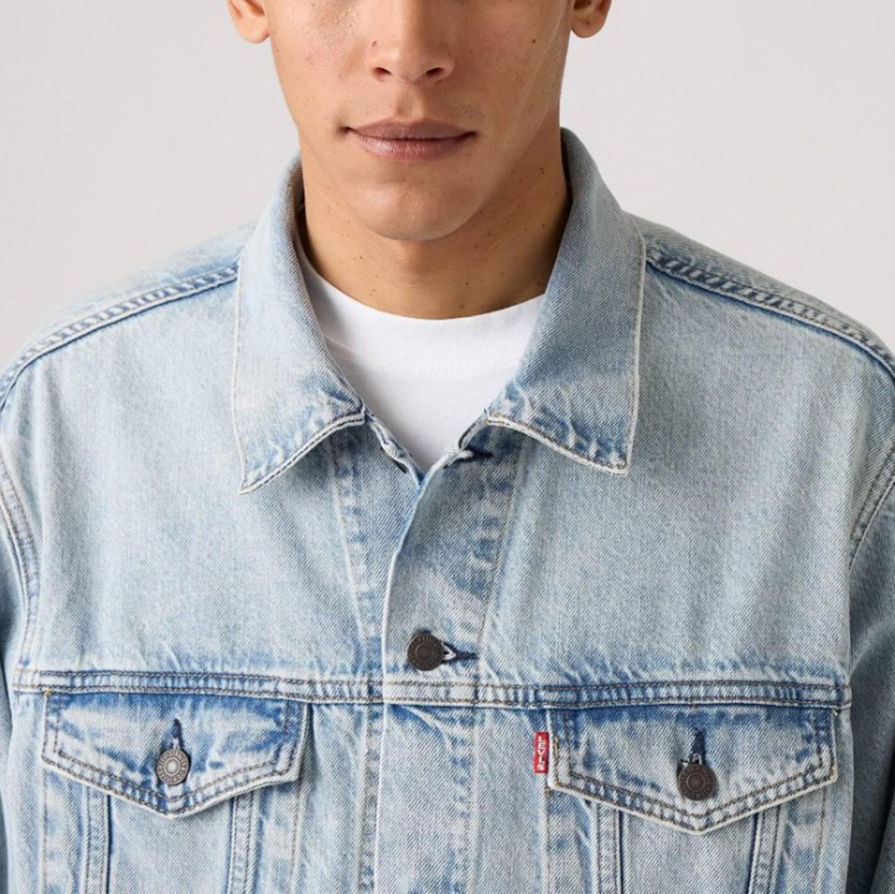 LEVI'S RELAXED FIT TRUCKER LIGHT INDIGO - WORN IN A5782 3
