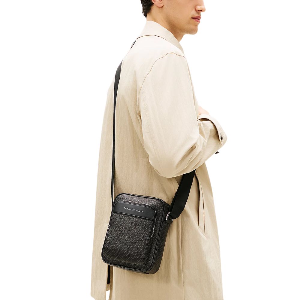 TOMMY HILFIGER TH FLAG MONOGRAM MINI REPORTER AM0AM14138 4