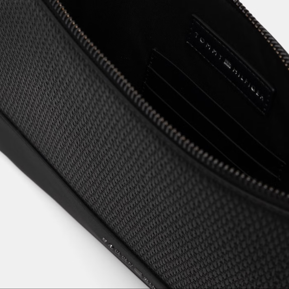 TOMMY HILFIGER TH WOVEN POUCH AM0AM14145 3