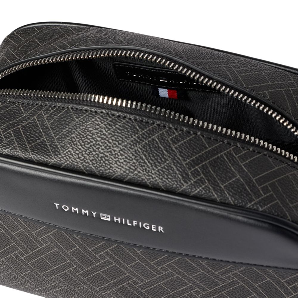 TOMMY HILFIGER TH FLAG MONOGRAM WASHBAG AM0AM14298 3