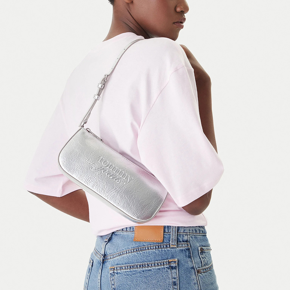TOMMY HILFIGER TJW MUST METALLIC SHOULDER BAG AW0AW18457 4