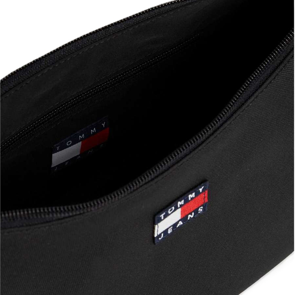 TOMMY HILFIGER TJW ESS DAILY SHOULDER BAG AW0AW18768 3