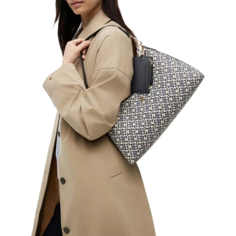 TOMMY HILFIGER TH ICON SHOULDER BAG JACQUARD AW0AW18907 5