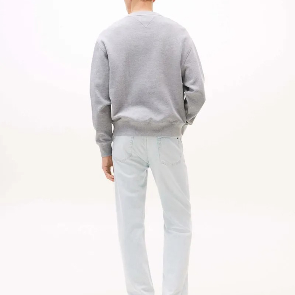 TOMMY HILFIGER TJM RLX WAFFLE SCRIPT CREW DM0DM21622 3